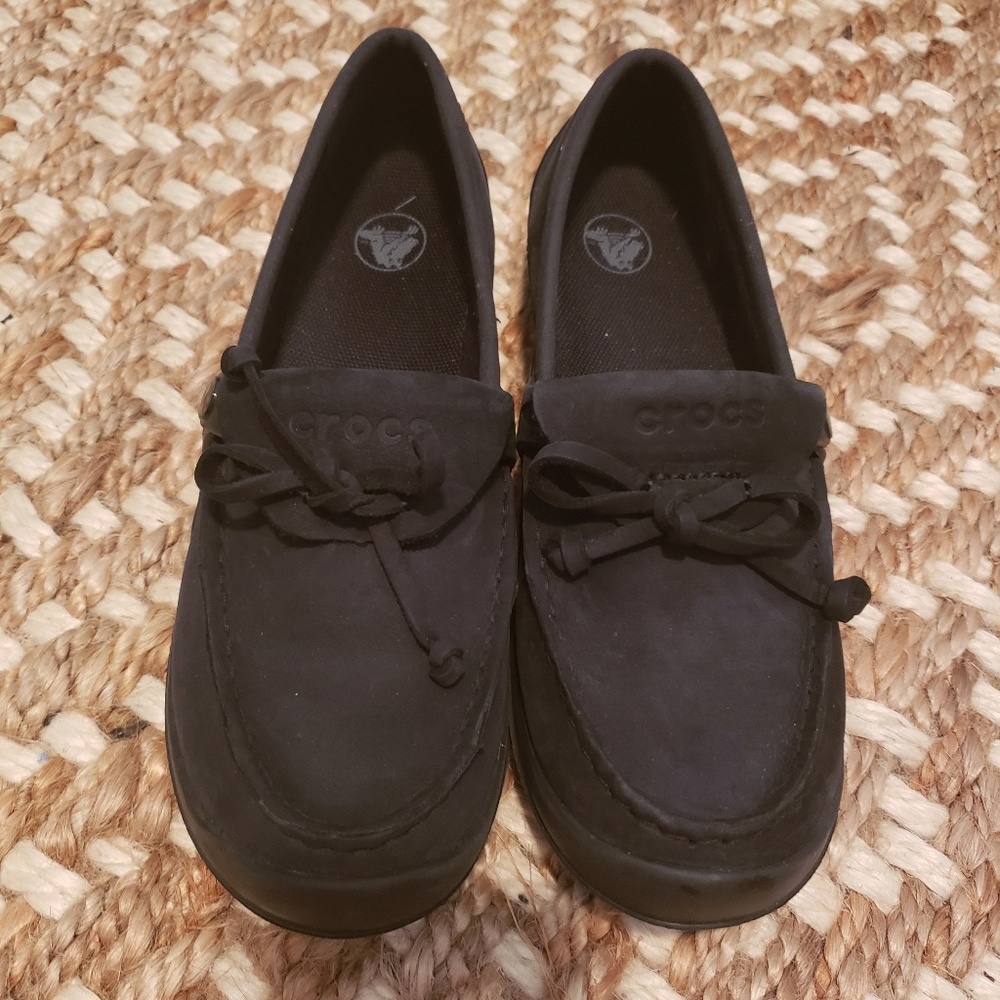 NWOT Croc loafers